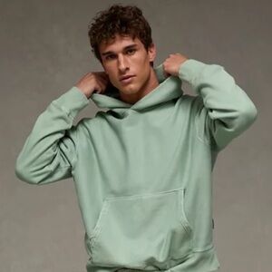 NWT AE Laidback Luxe Heavyweight Hoodie Size Medium